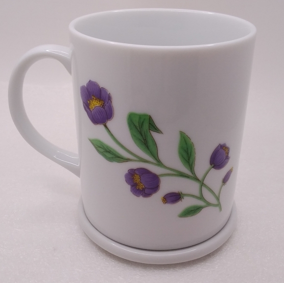 House of Prill Floral MUG with Cover Porcelain Purple Flowers 10 oz Cup - Picture 12 of 13